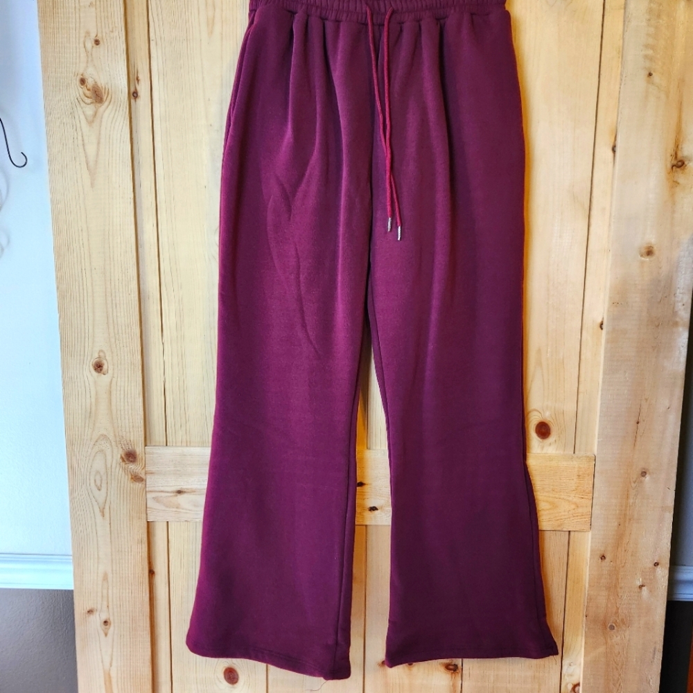 Capella Apparel Drawstring Waist Slant Pocket Sweatpants NWT